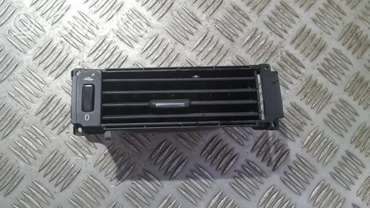 Volvo XC70 Dash center air vent grill 30676293