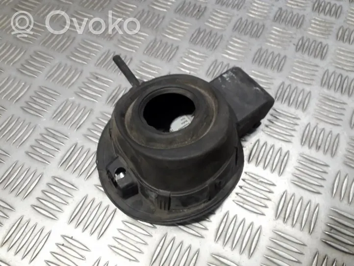 Skoda Octavia Mk1 (1U) Bouchon, volet de trappe de réservoir à carburant 1u6809857