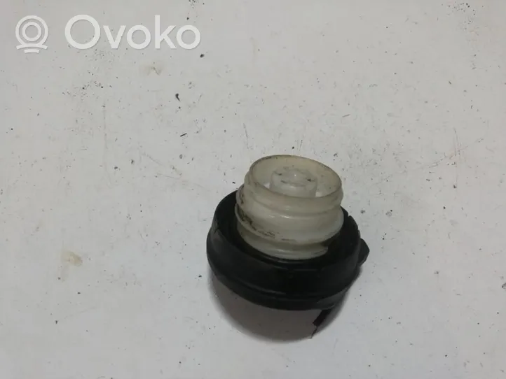 Honda CR-V Fuel tank filler cap 