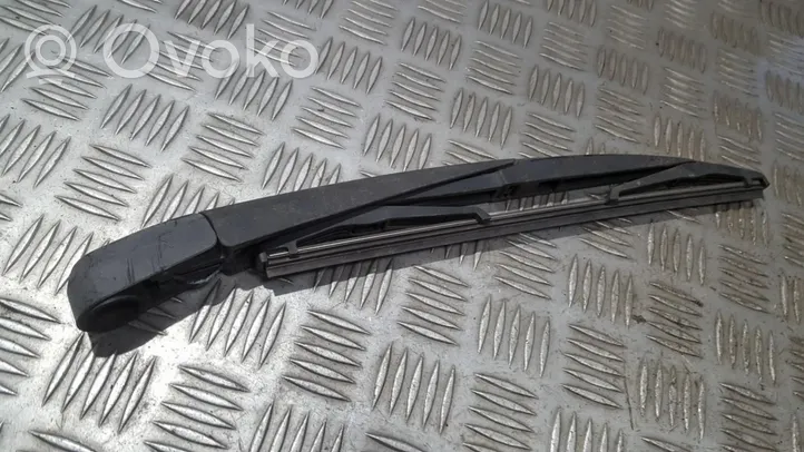 Toyota RAV 4 (XA40) Rear wiper blade arm R207119XC