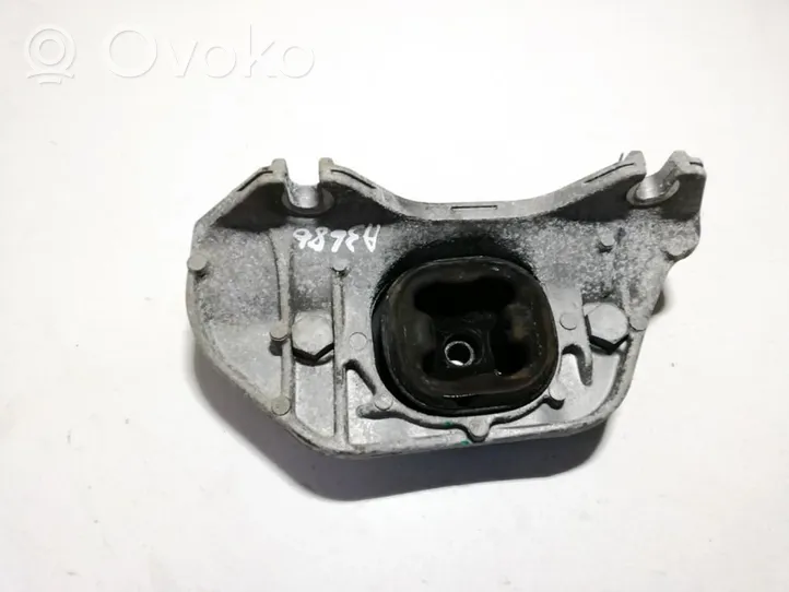 Dacia Duster Engine mount bracket 