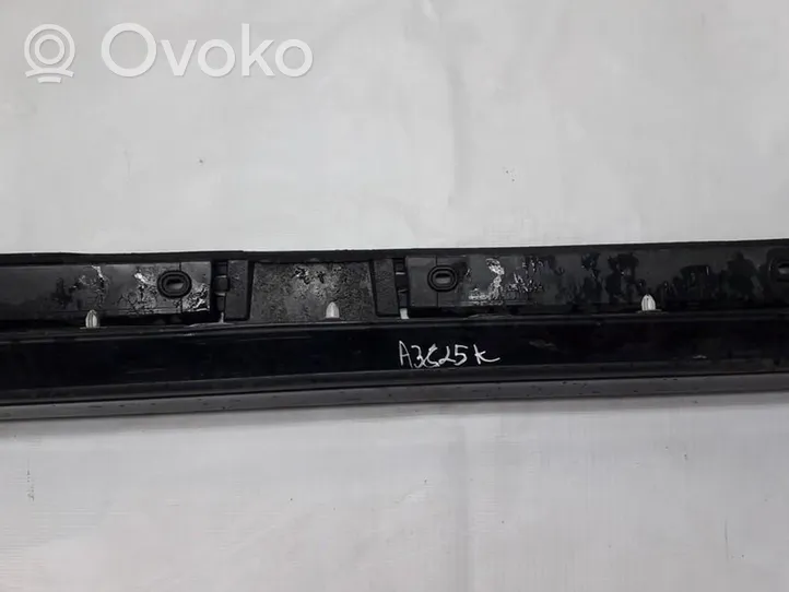 Lexus IS 220D-250-350 Sill 7586053010