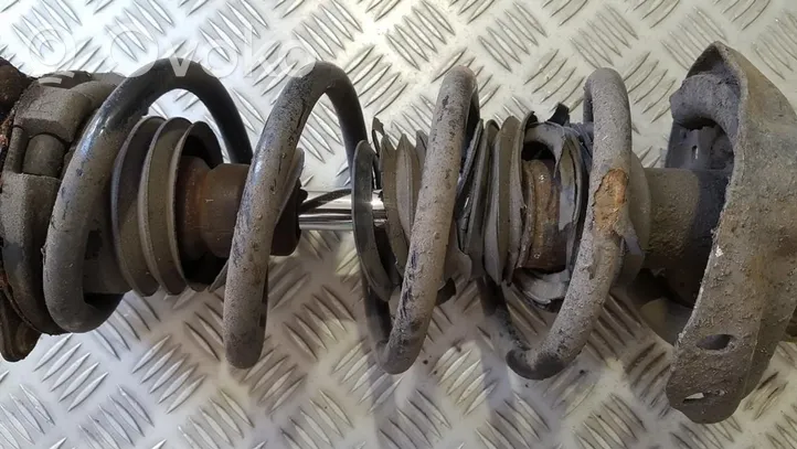 Honda CR-V Front coil spring 