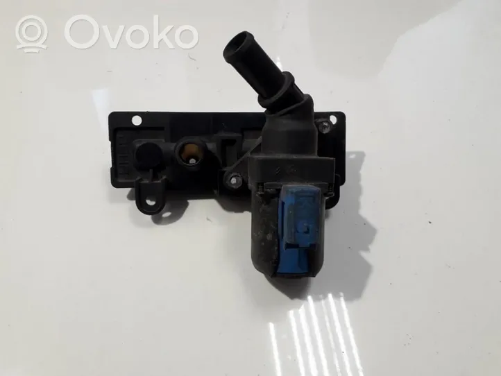 Peugeot 307 Coolant heater control valve 9640937380