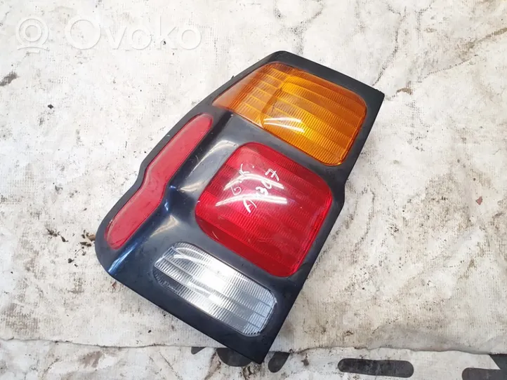 Mitsubishi Pajero Lampa tylna 