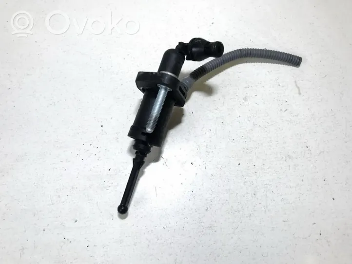 Opel Insignia A Główny cylinder sprzęgła 55561916