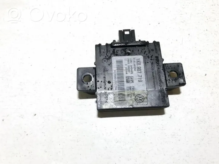 Audi A3 S3 8P Signalizācijas vadības bloks 1k0907719