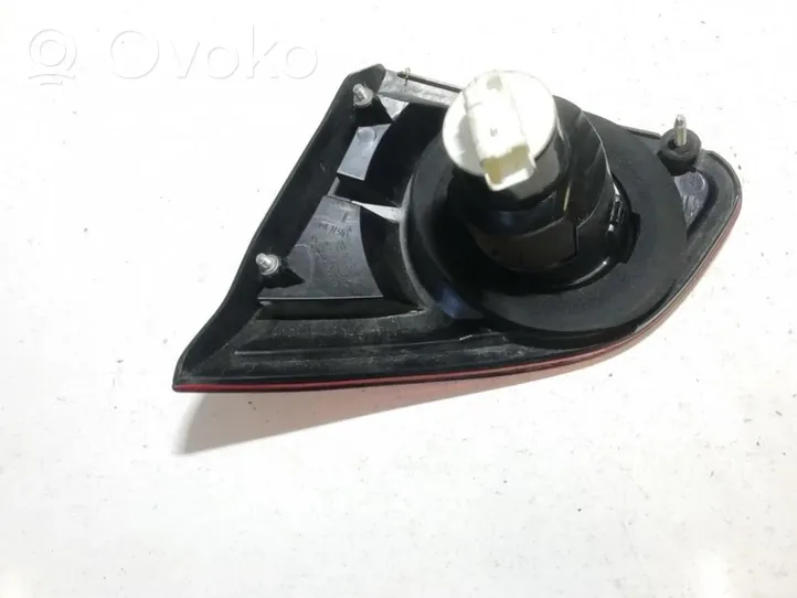 Nissan Qashqai Takaluukun takavalot 89071063