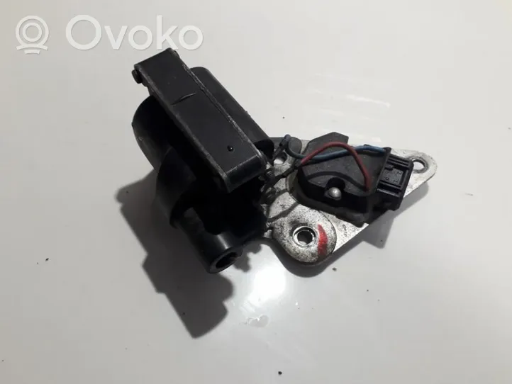 Volvo S70  V70  V70 XC Bobine d'allumage haute tension 0221601012