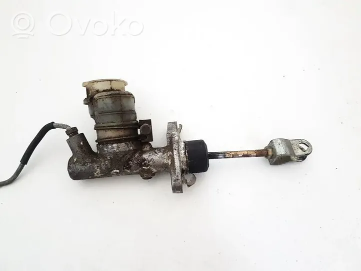 Hyundai Accent Clutch master cylinder 