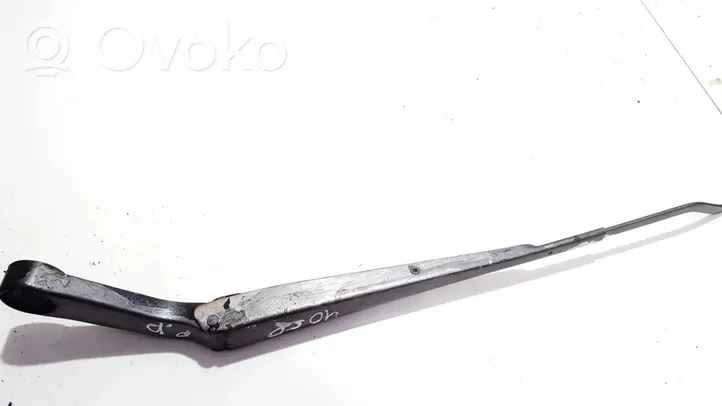 Opel Monterey Front wiper blade arm 