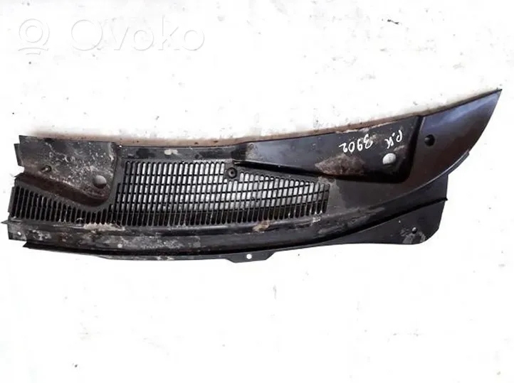 Ford Mondeo MK I Valytuvų apdaila (-os) 93bgf02217ak