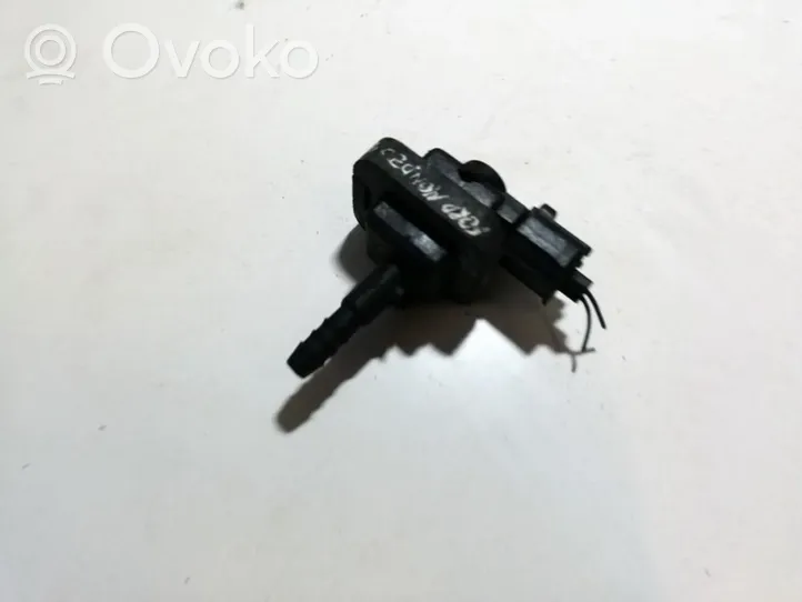 Ford Mondeo Mk III Solenoidinis vožtuvas 1s719c915aa