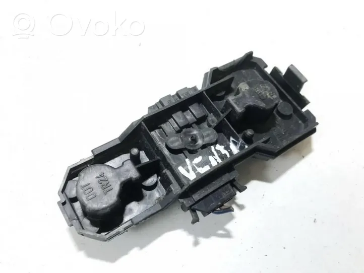 Volkswagen Vento Tail light bulb cover holder 1h5945259