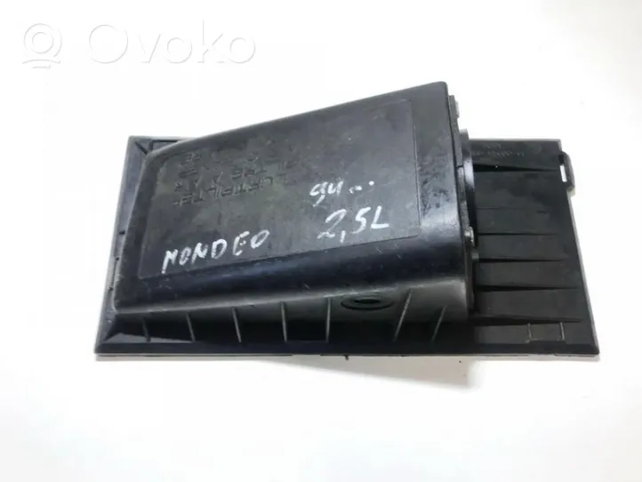 Ford Mondeo MK I Air filter box 93bb9s600cc