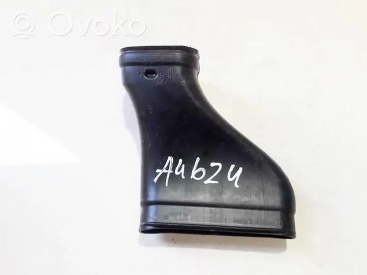 Ford Focus Parte del condotto di aspirazione dell'aria 3m5178018w12db