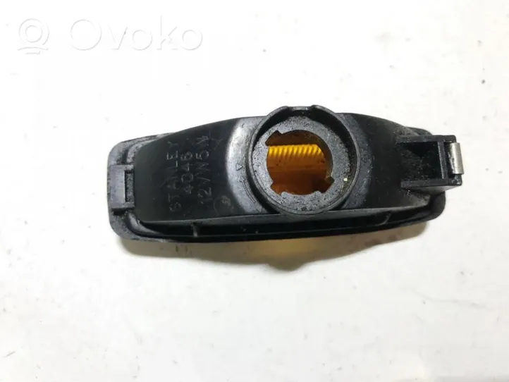 Honda Accord Indicatore di direzione del parafango anteriore 01446