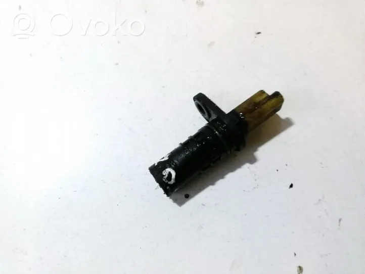 Nissan Qashqai Czujnik położenia wału korbowego 8200668500