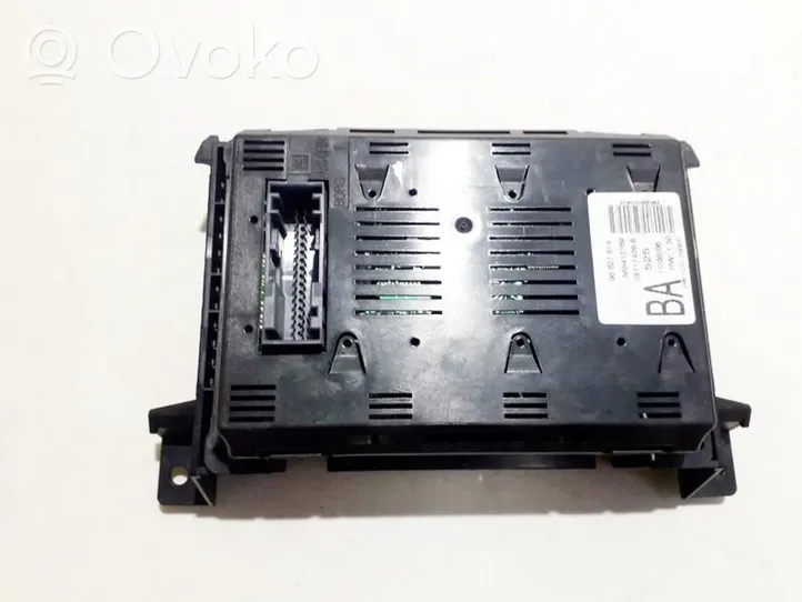 Opel Antara Monitor / wyświetlacz / ekran 96627614