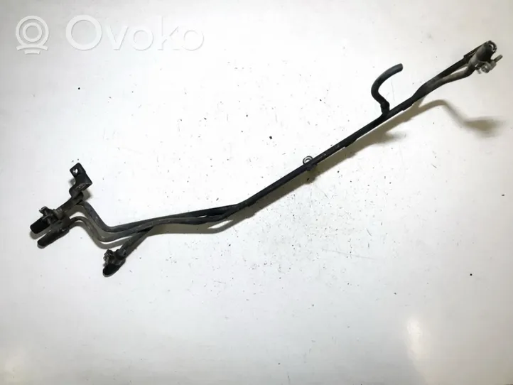 Subaru Legacy Tuyau d'alimentation conduite de carburant 