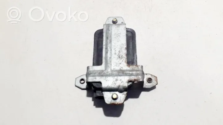 Mitsubishi Sigma Silniczek / Siłownik zamka centralnego mb517686