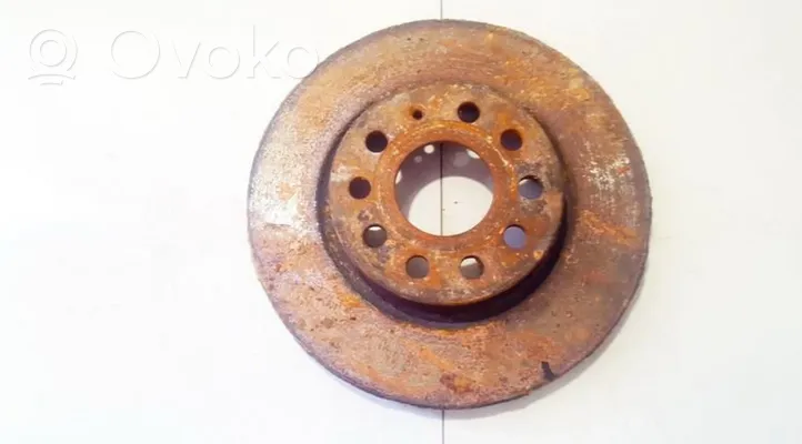 Volkswagen Jetta V Front brake disc ventiliuojamas