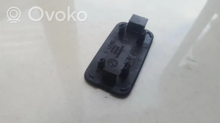 Toyota Yaris Inne części wnętrza samochodu 677650D010