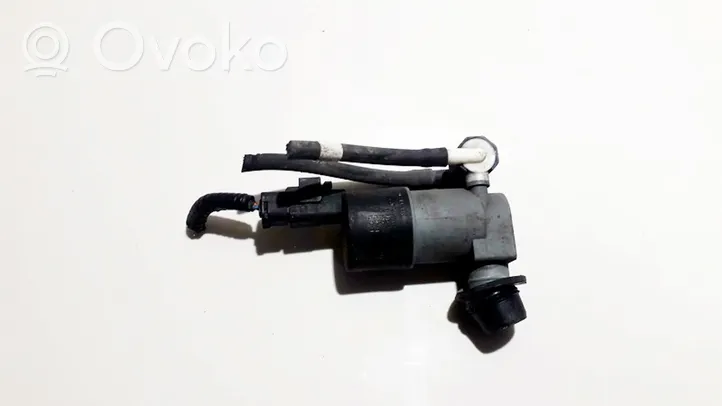 Nissan Qashqai Tuulilasi tuulilasinpesimen pumppu 9641553880