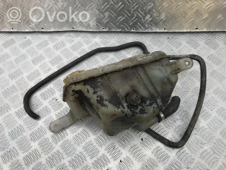 Ford Escort Vase d'expansion / réservoir de liquide de refroidissement 95ab8k218b1