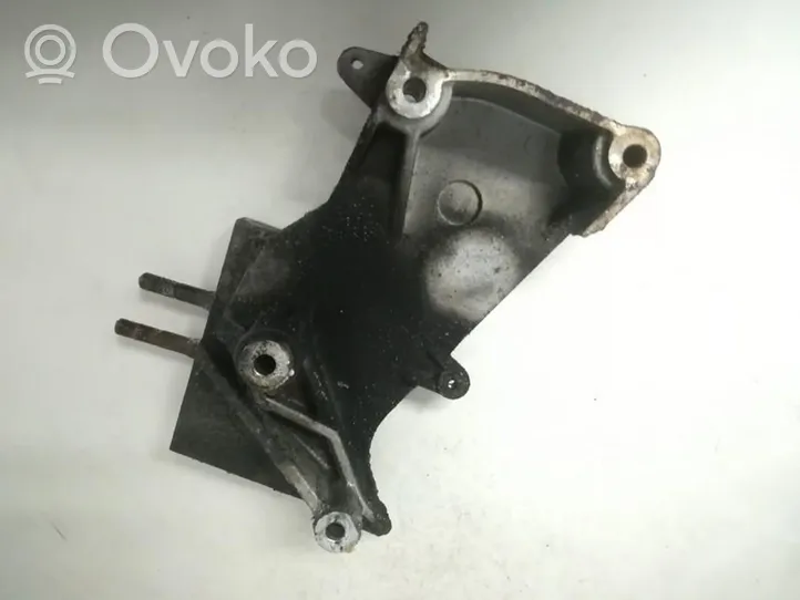 Hyundai Elantra Support, suspension du moteur 