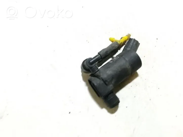 Volvo V50 Pompe de lave-glace de pare-brise 1s7117k624fd