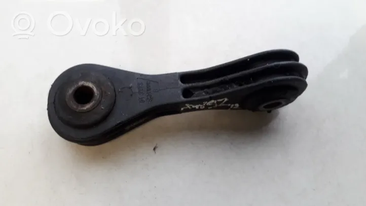 Volkswagen Bora Priekinė stabilizatoriaus traukė 1j0411315h