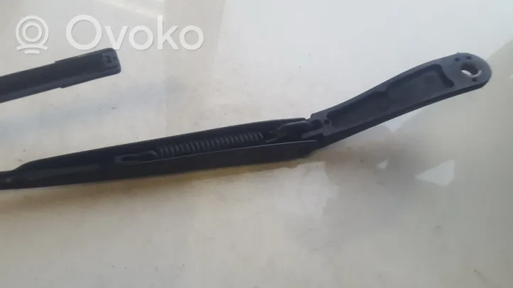 Citroen DS3 Front wiper blade arm 9683828680