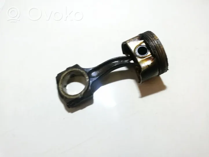 Peugeot 406 Piston 