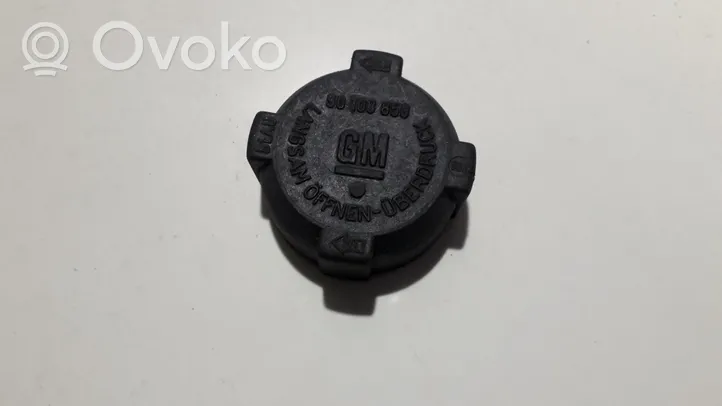 Opel Vectra A Korek zbiornika wyrównawczego chłodziwa 90108850