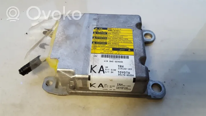 Toyota Avensis T270 Gaisa spilvenu vadības bloks 8917005250