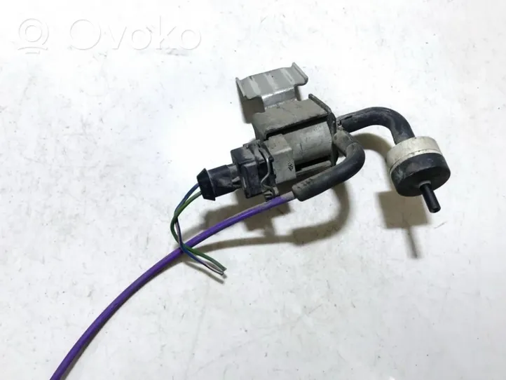 Volvo 850 Solenoidinis vožtuvas 72198000