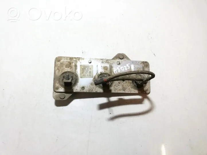 Audi 100 S4 C4 Coolant fan relay 4a0959493