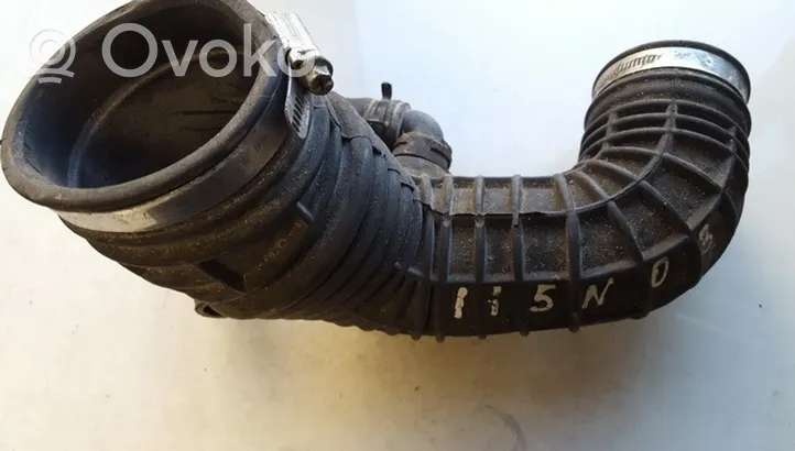 Nissan Terrano Moottorin vesijäähdytyksen putki/letku 