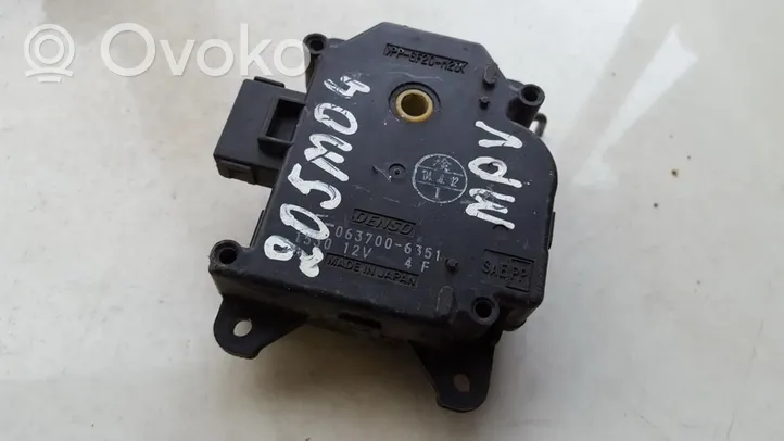 Mazda MPV Motor/activador trampilla de calefacción 0637006351