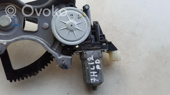 Hyundai i20 (PB PBT) Moteur de lève-vitre de porte avant 2621004670