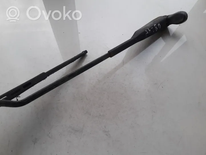 Renault Clio I Front wiper blade arm 7700838842