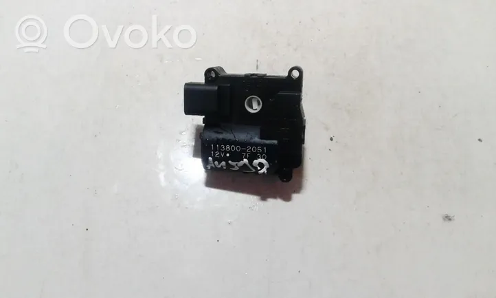 Toyota Corolla E120 E130 Motor/activador trampilla de calefacción 1138002051