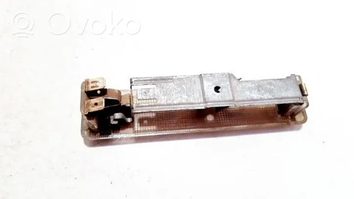 Mercedes-Benz 100 W631 Lampka podsufitki tylna 