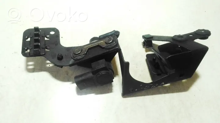 Audi A8 S8 D3 4E Solenoidinis vožtuvas 1J090627