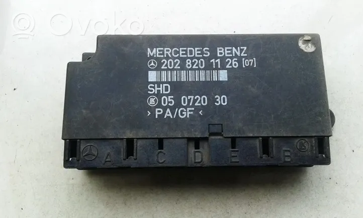 Mercedes-Benz C W202 Modulo comfort/convenienza 2028201126