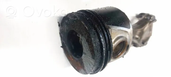 Audi A3 S3 8P Piston avec bielle 