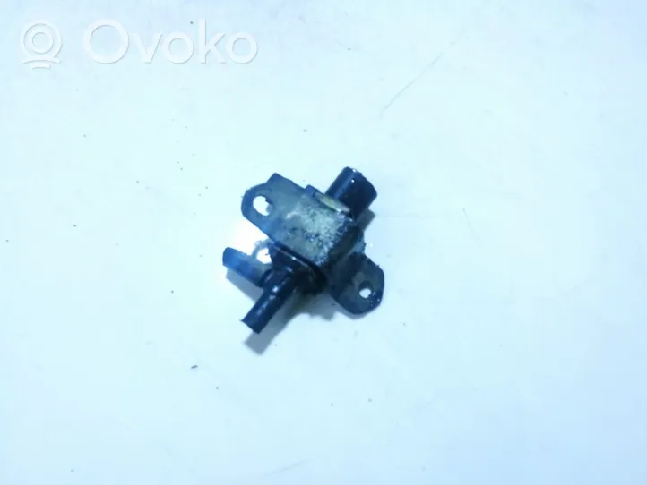 Ford Mondeo Mk III Solenoidinis vožtuvas 1s7g9j559