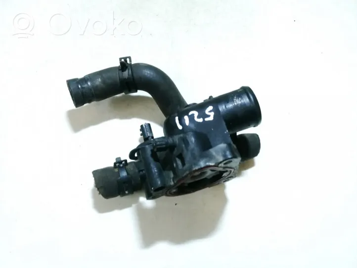 Renault Koleos I Tuyau de liquide de refroidissement moteur 8200801570