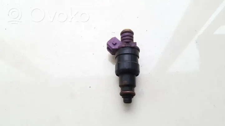 Renault Clio II Injecteur de carburant 87377